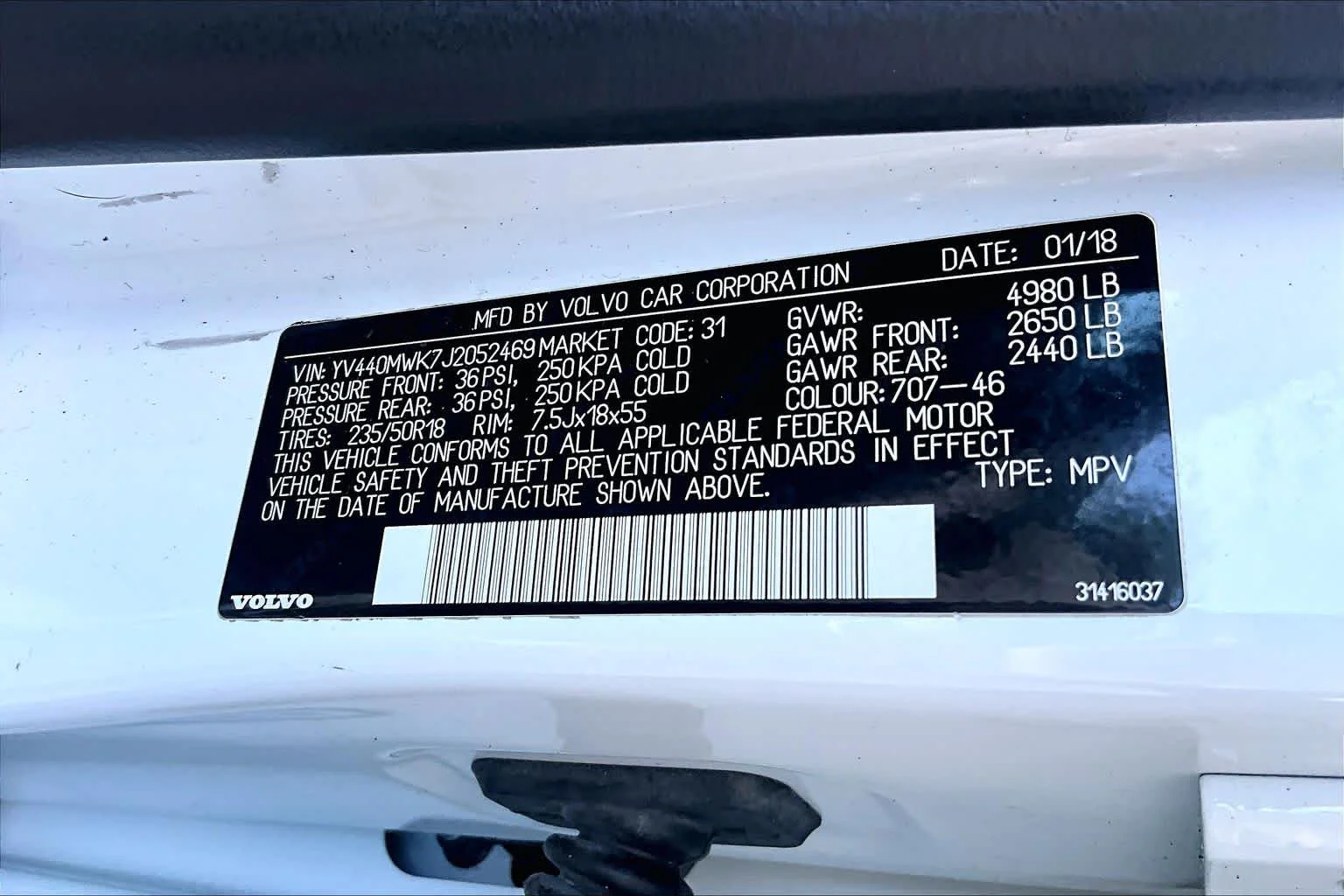 Used 2018 Crystal White Pearl Metallic Volvo  image 34
