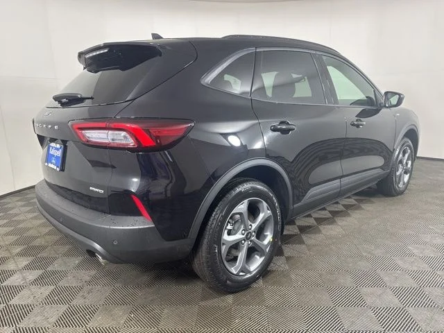 New 2026 Agate Black Metallic Ford ST-Line image 3