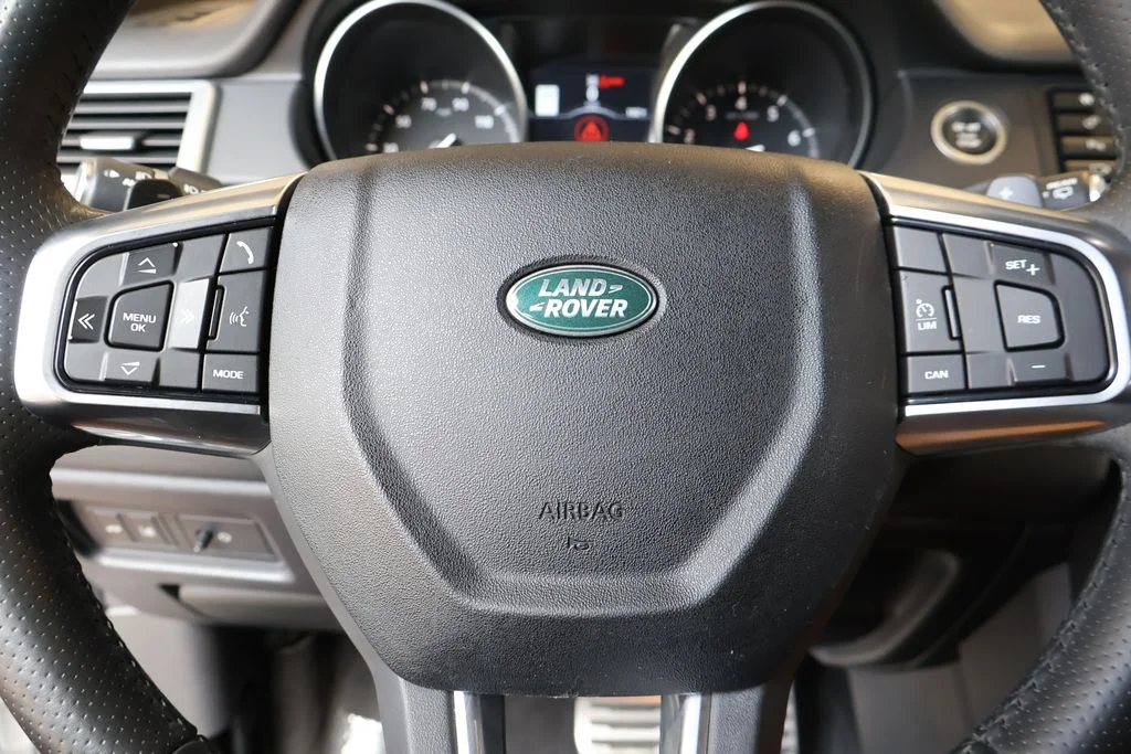 Used 2017 Indus Silver Metallic Land Rover HSE image 18