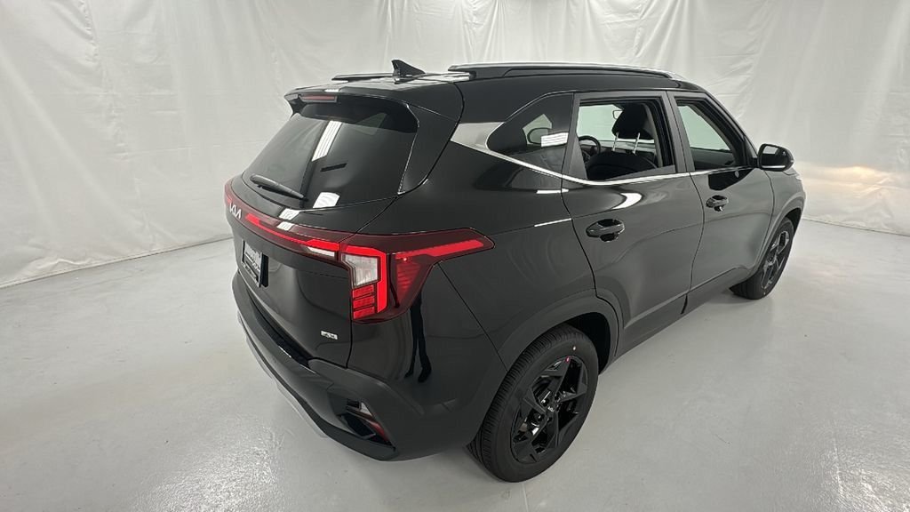 2026 Kia Seltos EX - Photo 3