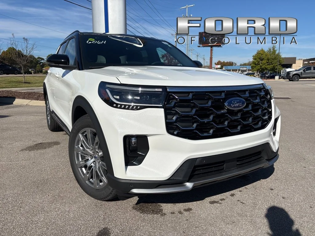 New 2026 White Ford Platinum image 1