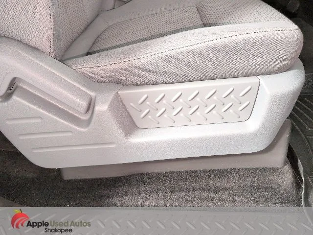 Used 2011 Silver Ford XLT image 34
