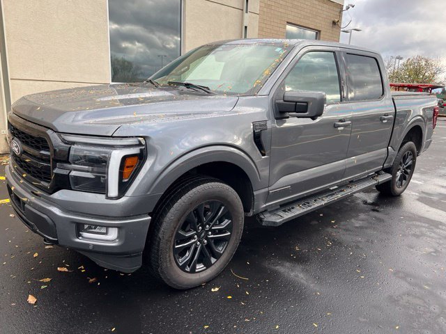 Used 2024 Gray Ford Lariat image 5