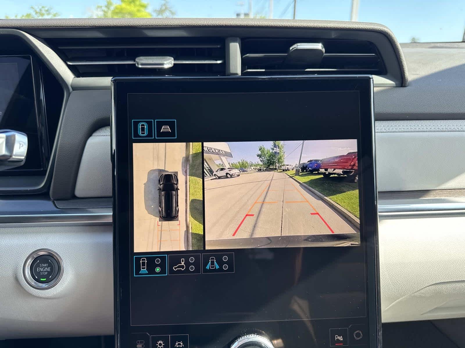 2026 GMC Terrain Denali - Photo 17