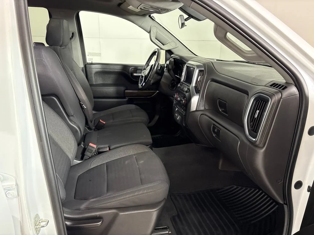 Certified Used 2020 SUMMIT WHITE Chevrolet LT image 19