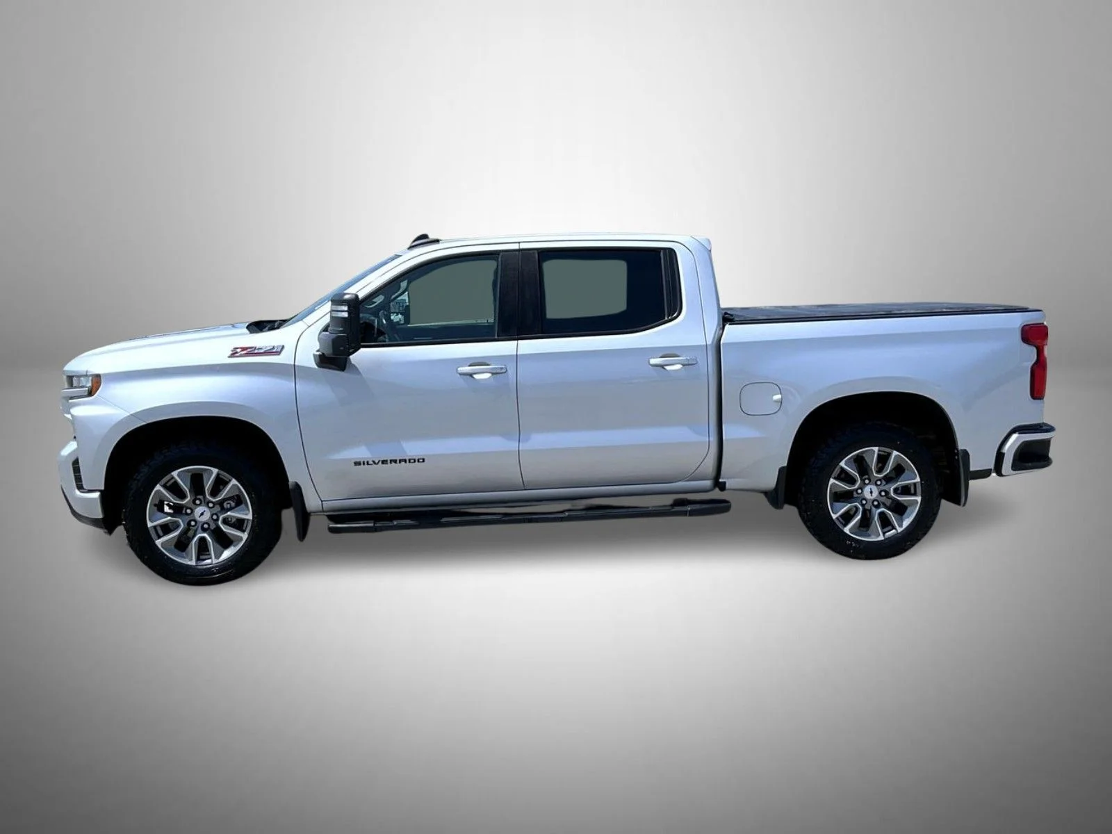 Used 2021 Silver Chevrolet RST image 8