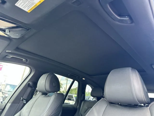 Used 2021 White BMW xDrive45e image 23