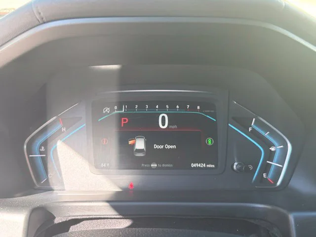 Used 2024 White Honda EX-L image 26