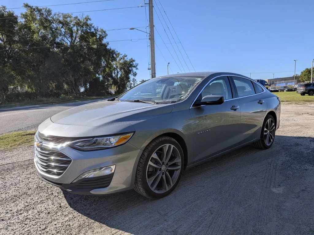 Used 2024 Gray Chevrolet LT image 5