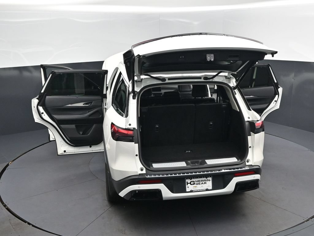 Certified Used 2023 White INFINITI LUXE image 50