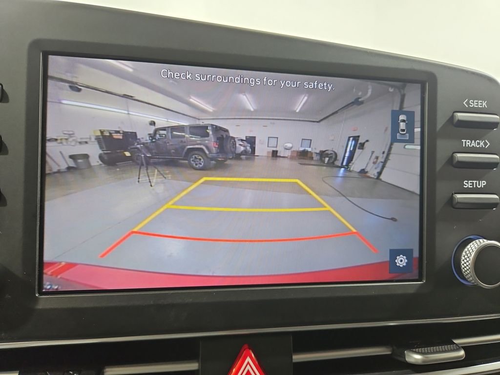 Certified Used 2022 Red Hyundai SEL image 21
