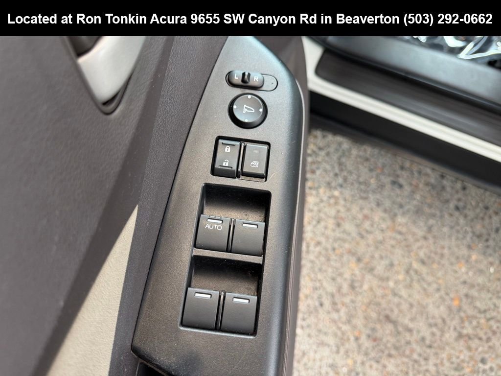 Used 2014 White Diamond Pearl Honda EX image 12