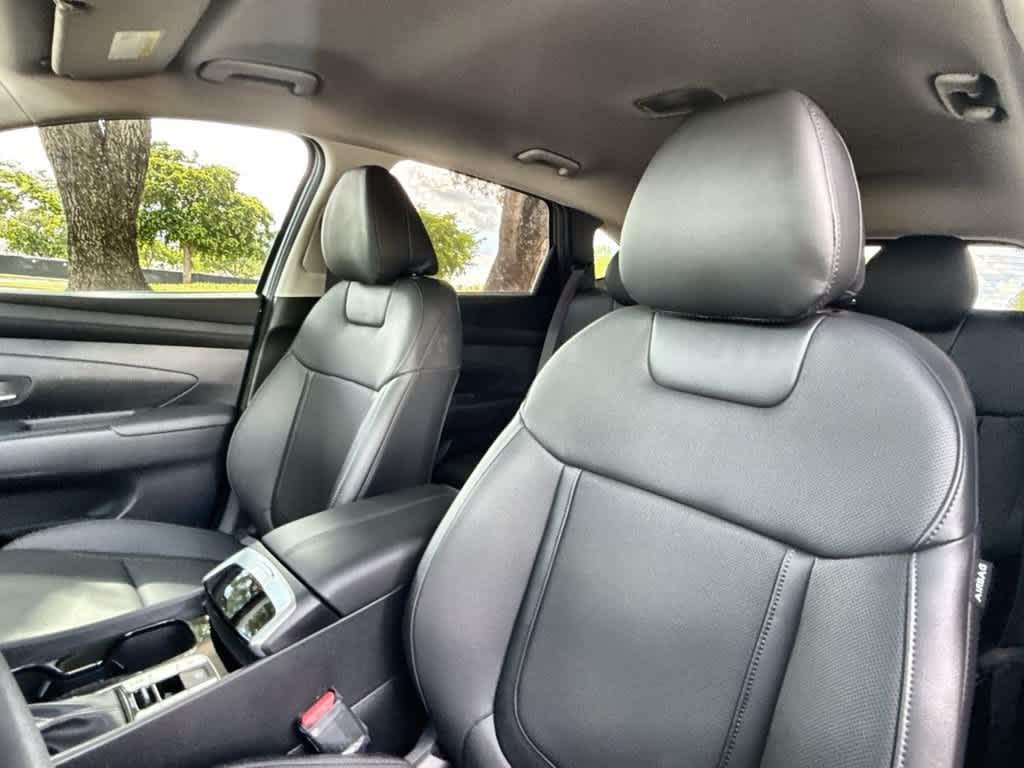 New 2026 Shimmering Silver Hyundai SEL Plus FWD image 14