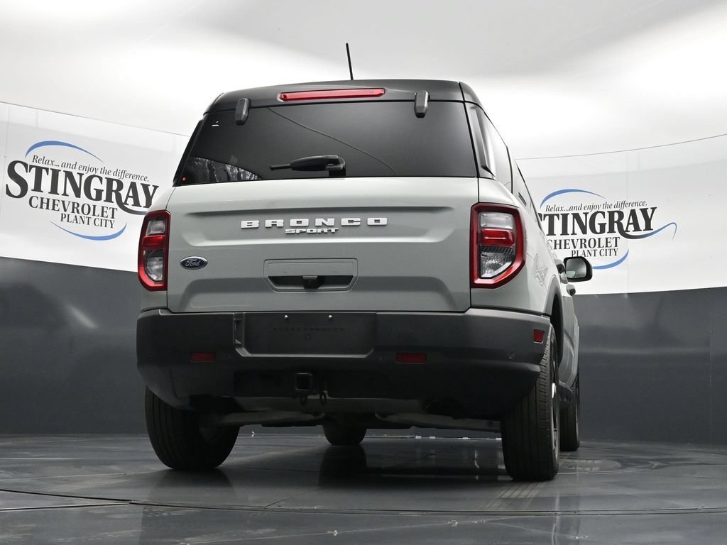 Used 2023 Gray Ford Outer Banks image 31