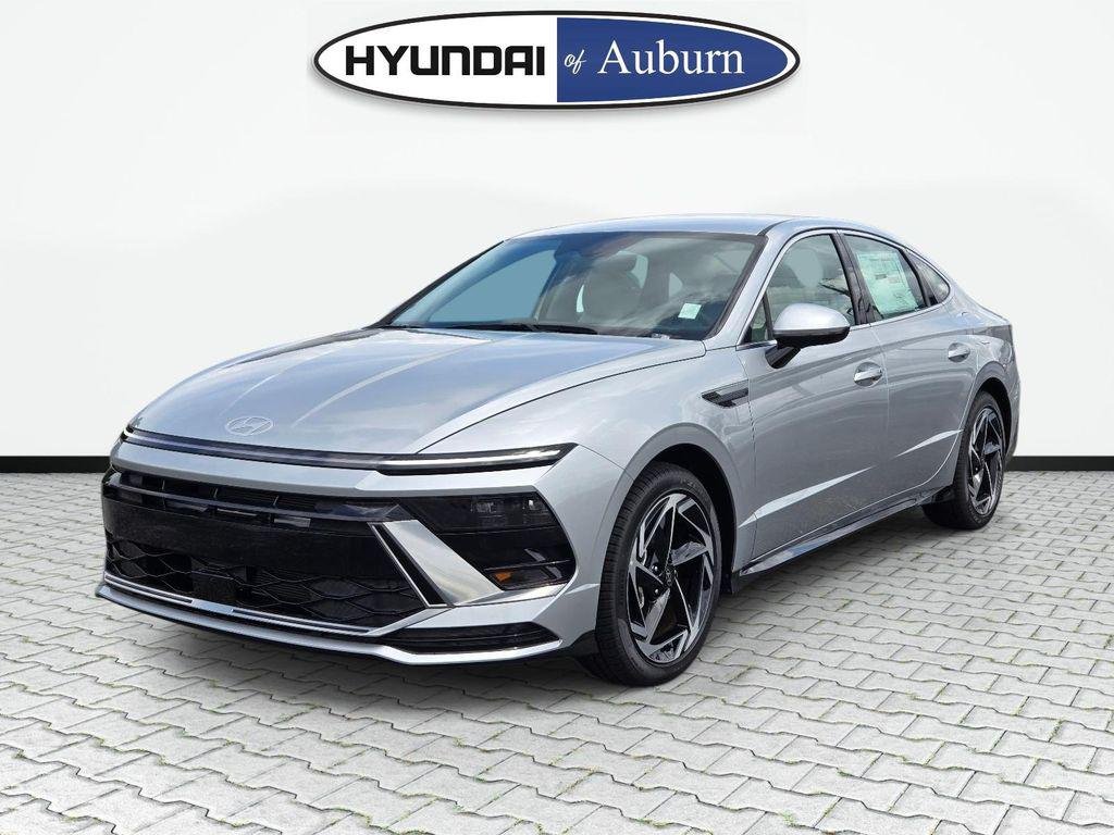 New 2026 Silver Hyundai SEL Sport image 10