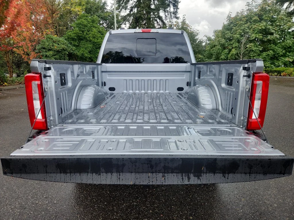 New 2027 Silver Ford XLT image 25