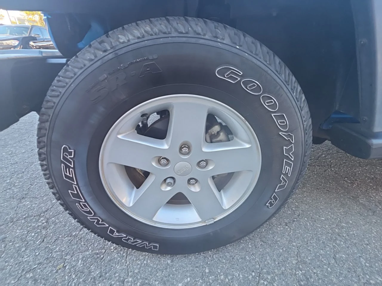 Used 2016 Blue Jeep Sport image 14
