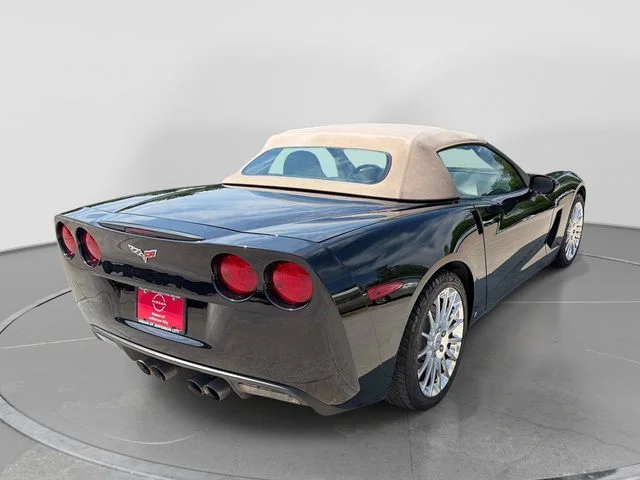 Used 2009 Black Chevrolet Base image 4