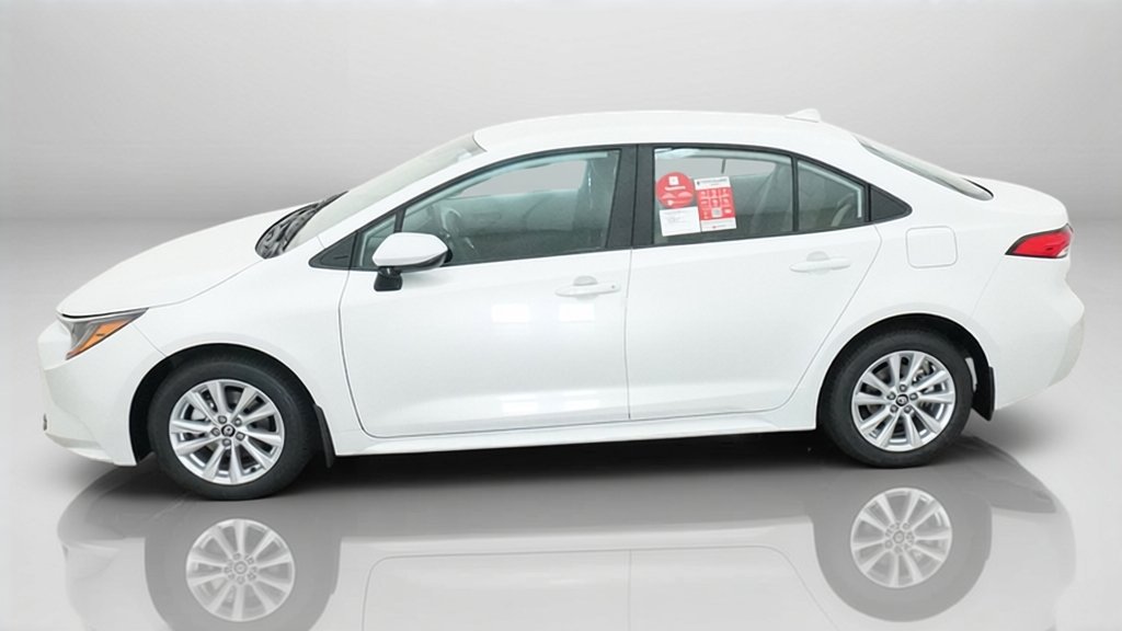 New 2027 Wind Chill Pearl Toyota LE image 13