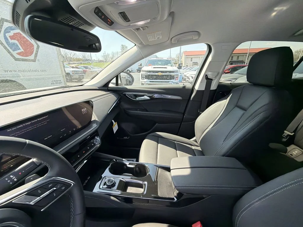 New 2026 Summit White Buick Preferred image 10