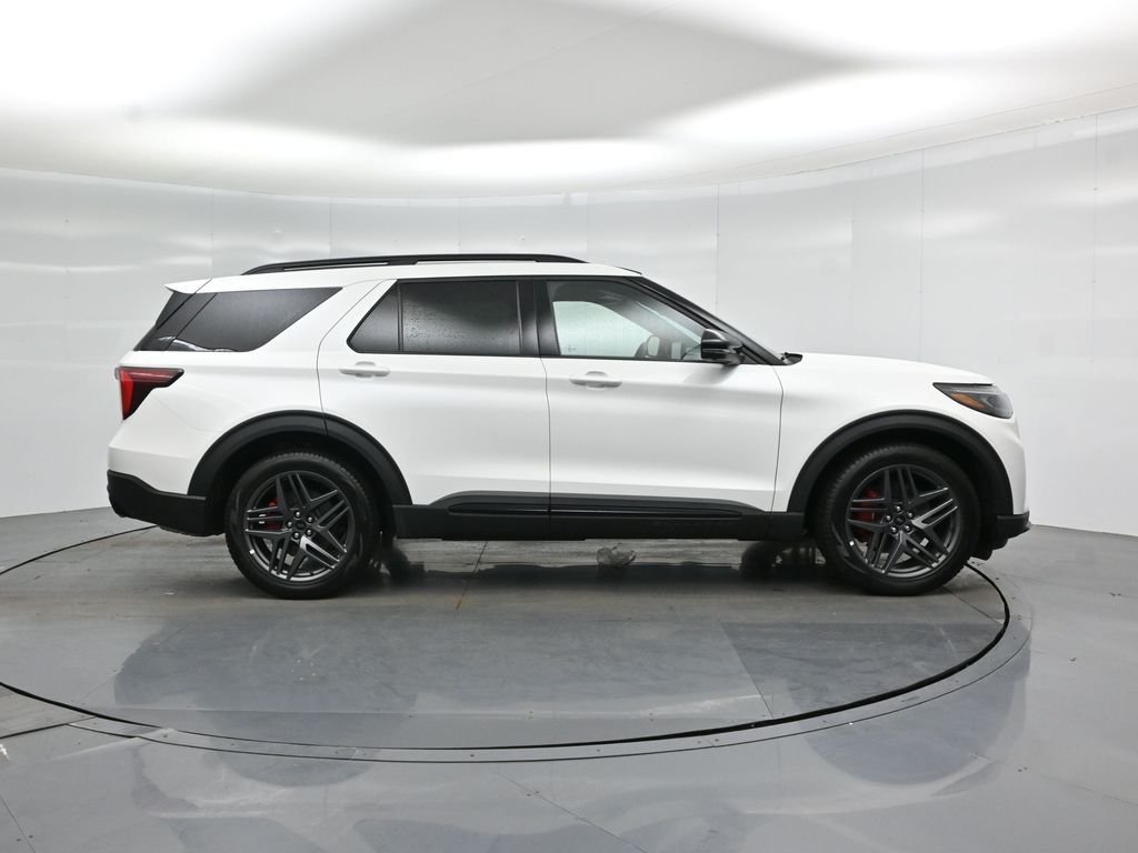 New 2026 Star White Metallic Tri-Coat Ford ST image 28