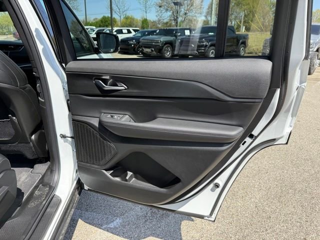 New 2025 Bright White Clear-Coat Exterior Paint Jeep Altitude X image 27