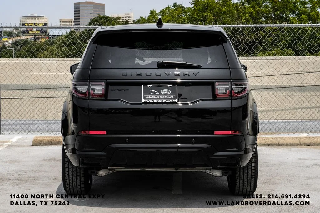New 2026 Santorini Black Metallic Land Rover Landmark image 11