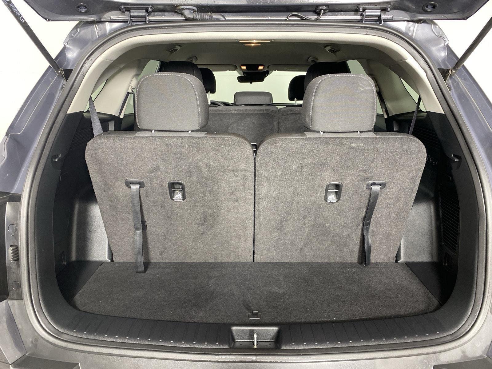 Used 2023 Gravity Gray Kia LX image 26