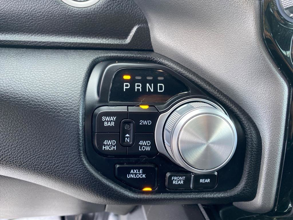 Used 2024 Diamond Black Crystal Pearlcoat Ram Power Wagon image 12