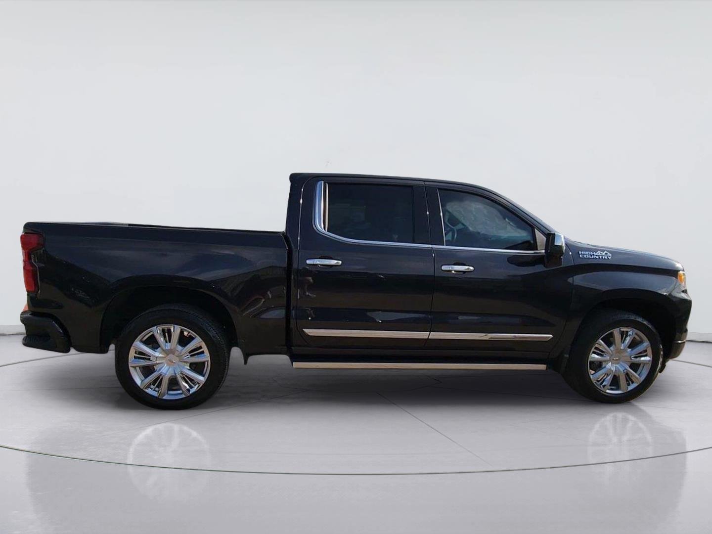 2022 Chevrolet Silverado 1500 High Country - 8