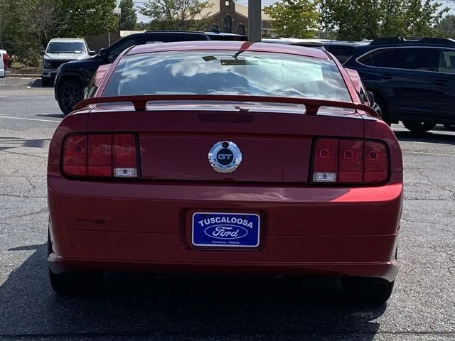 Used 2006 Red Ford GT Premium image 4