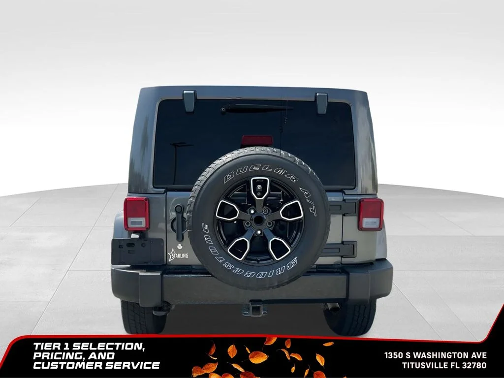 Used 2018 Gray Jeep Unlimited Sahara image 7