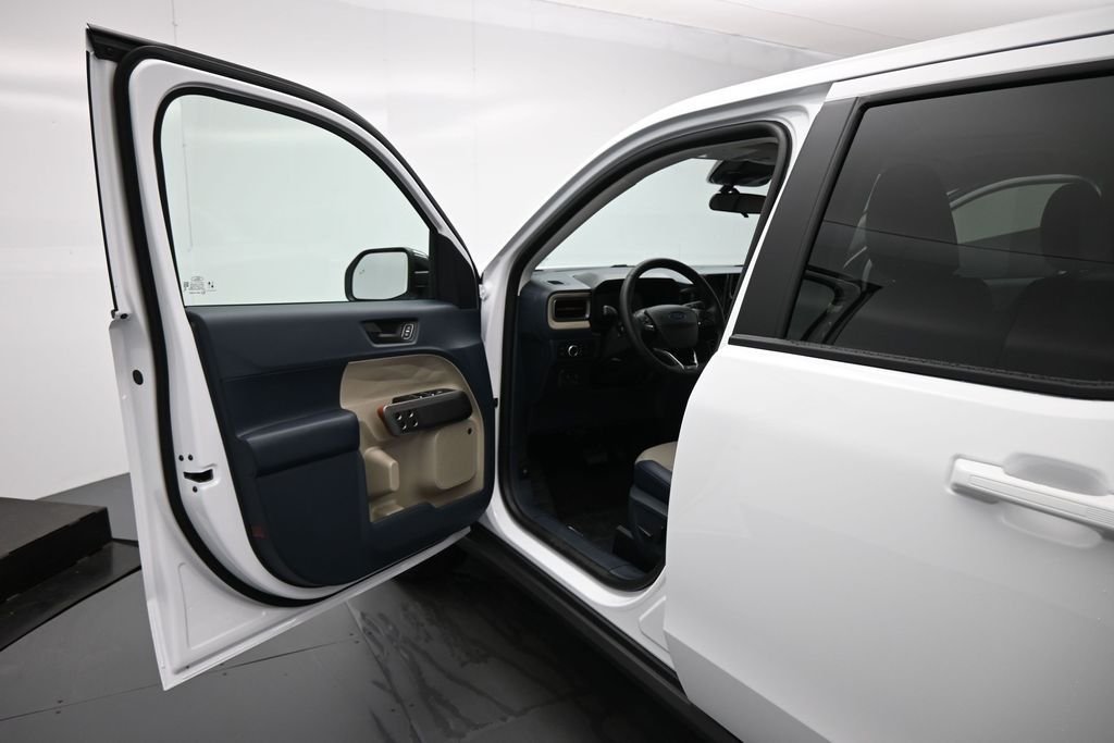 New 2026 Oxford White Ford Lariat image 8
