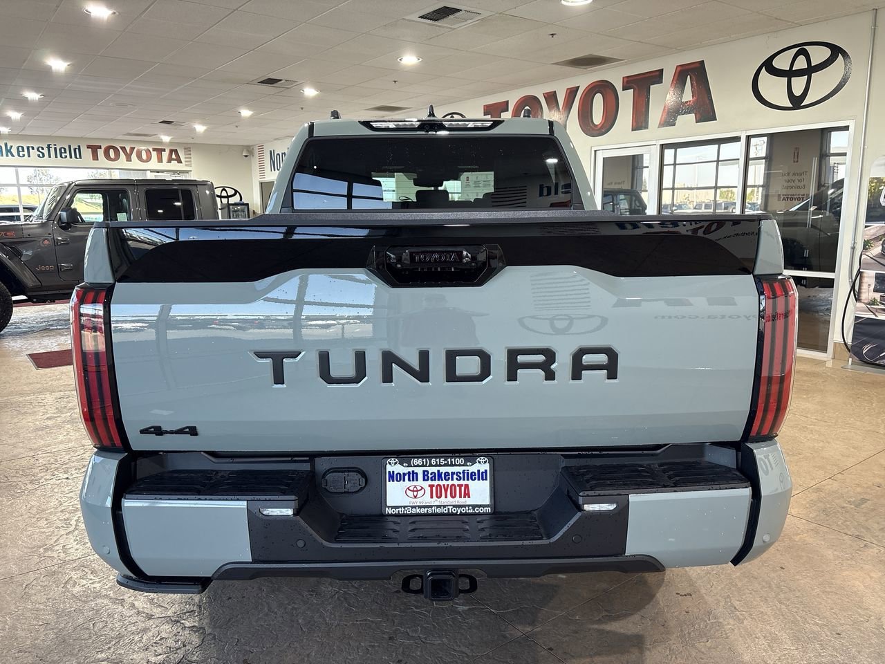 New 2026 Lunar Rock Toyota  Platinum image 9