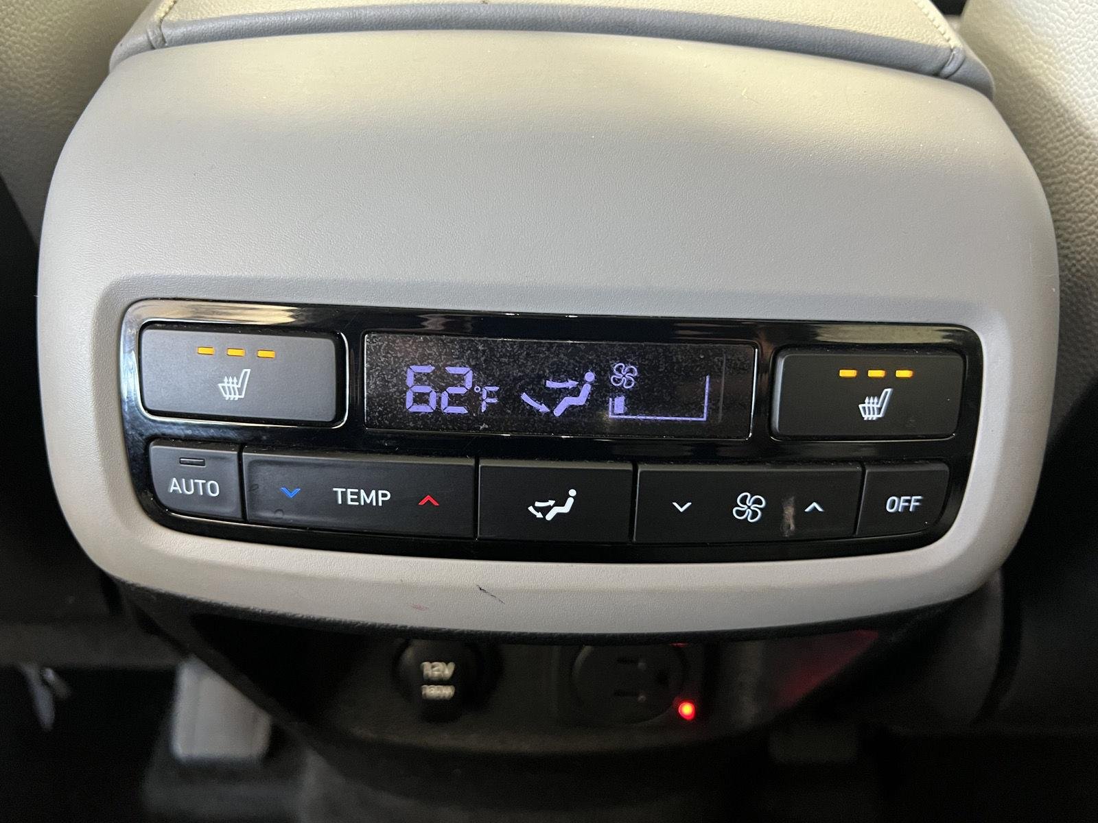 Used 2021 Gy Hyundai  image 28