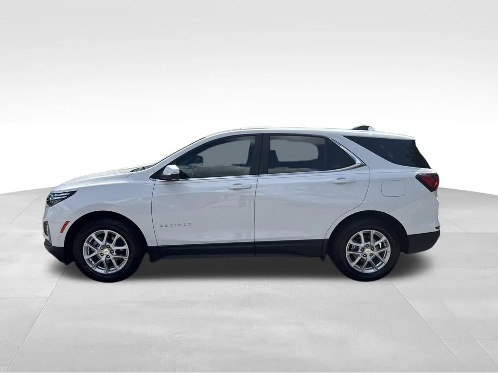 Used 2023 White Chevrolet LT image 12