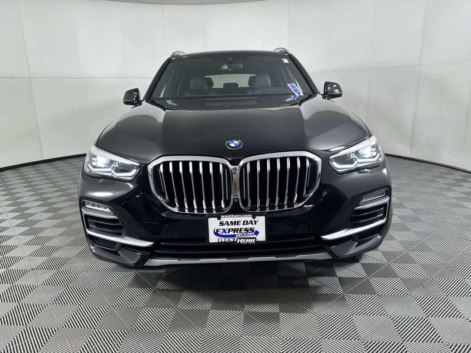 Used 2020 Jet Black BMW xDrive40i image 11