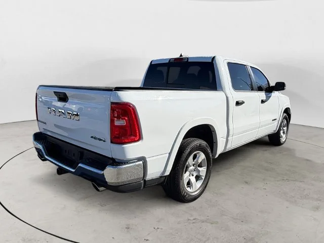 Used 2025 White Ram Big Horn/Lone Star image 3