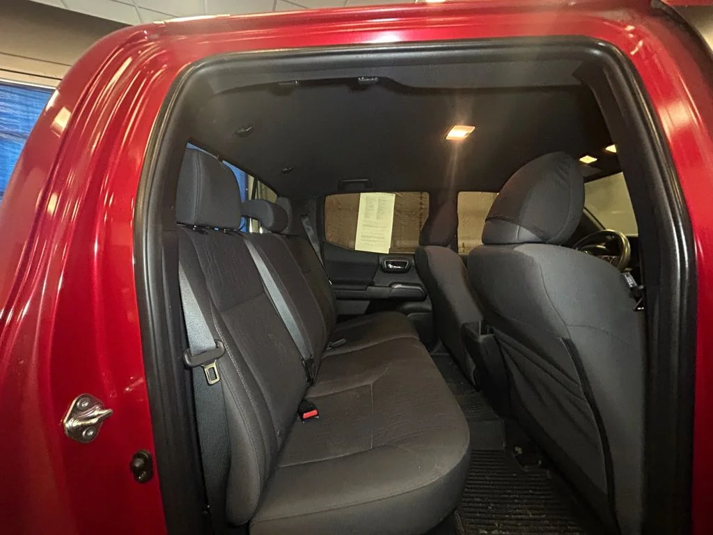 Used 2019 Barcelona Red Toyota TRD Sport V6 image 17