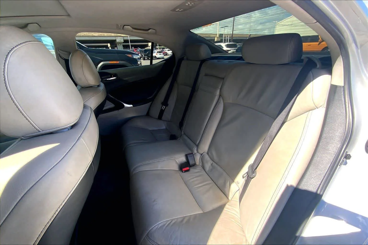Used 2010 Sil/silver Lexus NA image 28
