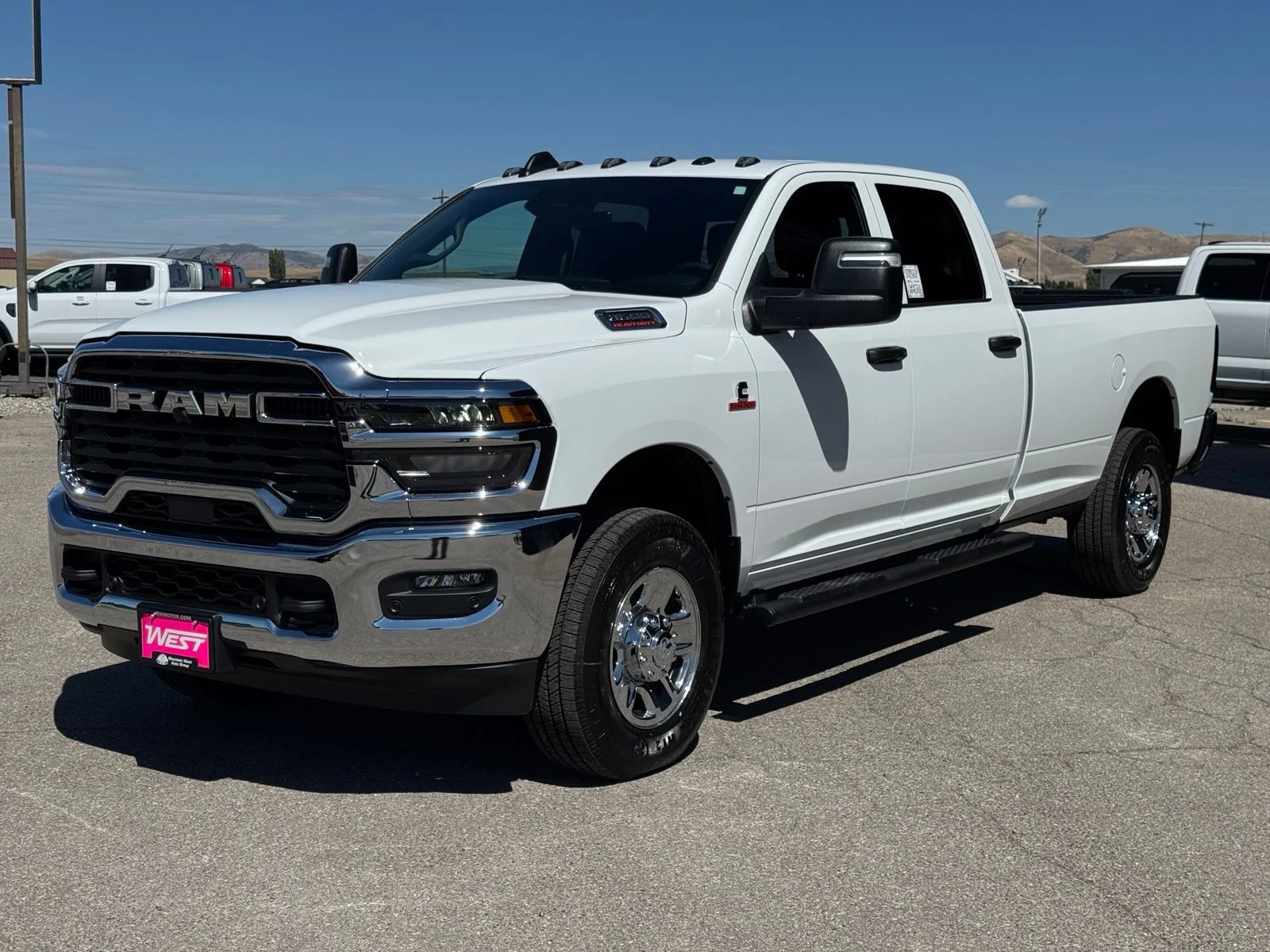 New 2027 Bright White Clearcoat RAM Tradesman image 15
