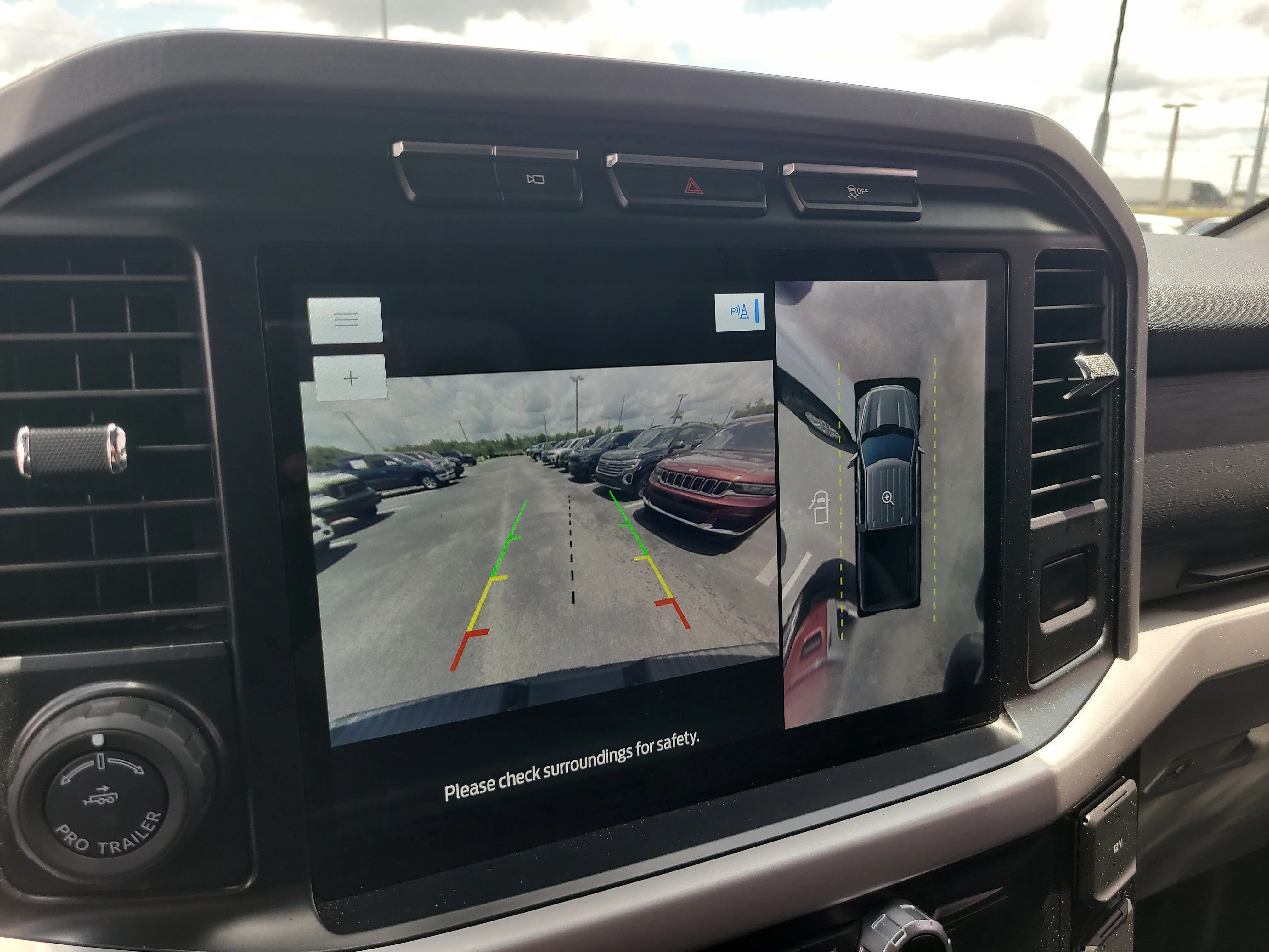 Used 2022 Oxford White Ford XLT image 23