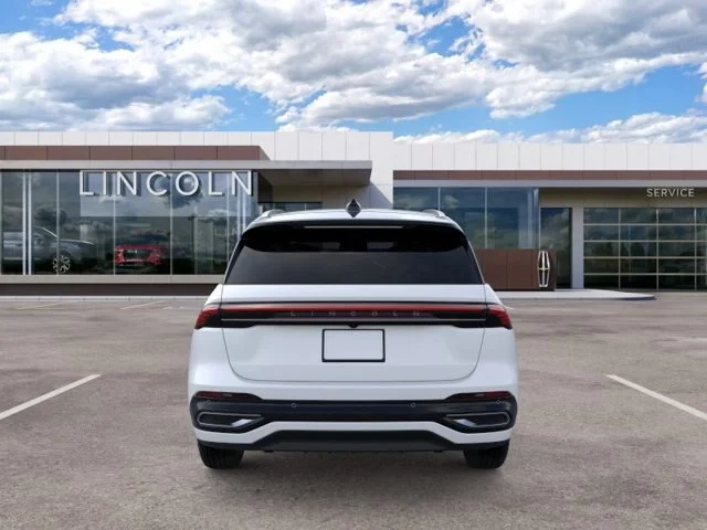 New 2026 White Platinum Metallic Tri-Coat Lincoln Reserve image 5