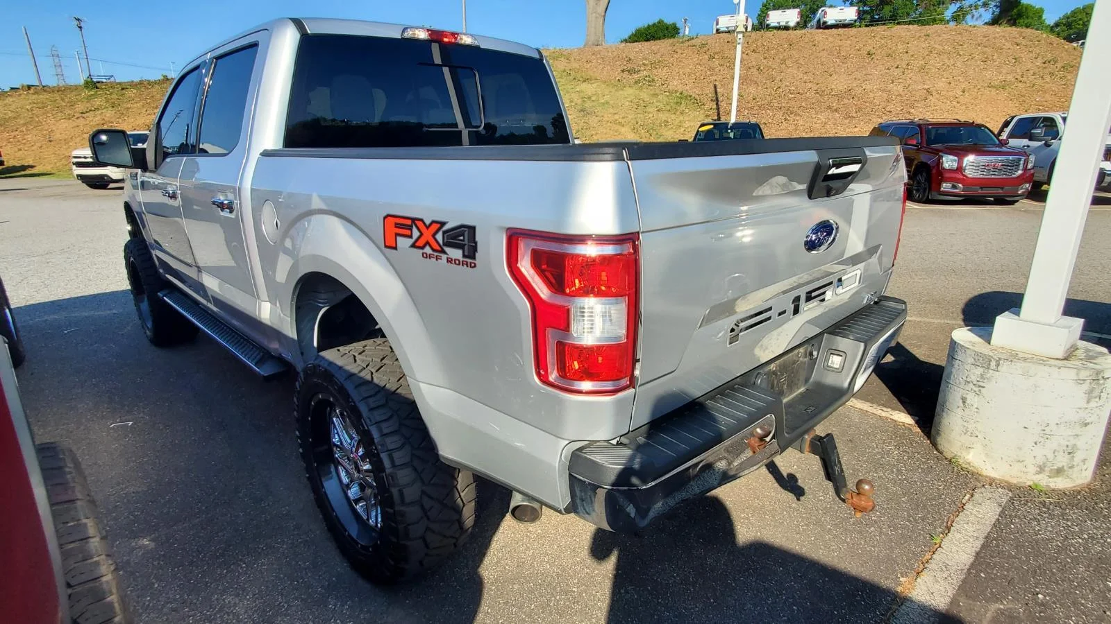 Used 2019 Ingot Silver Metallic Ford XL image 8