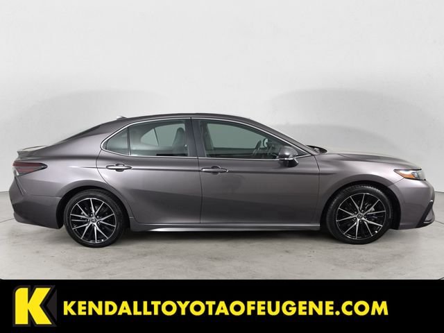 Used 2022 Gray Toyota SE image 4