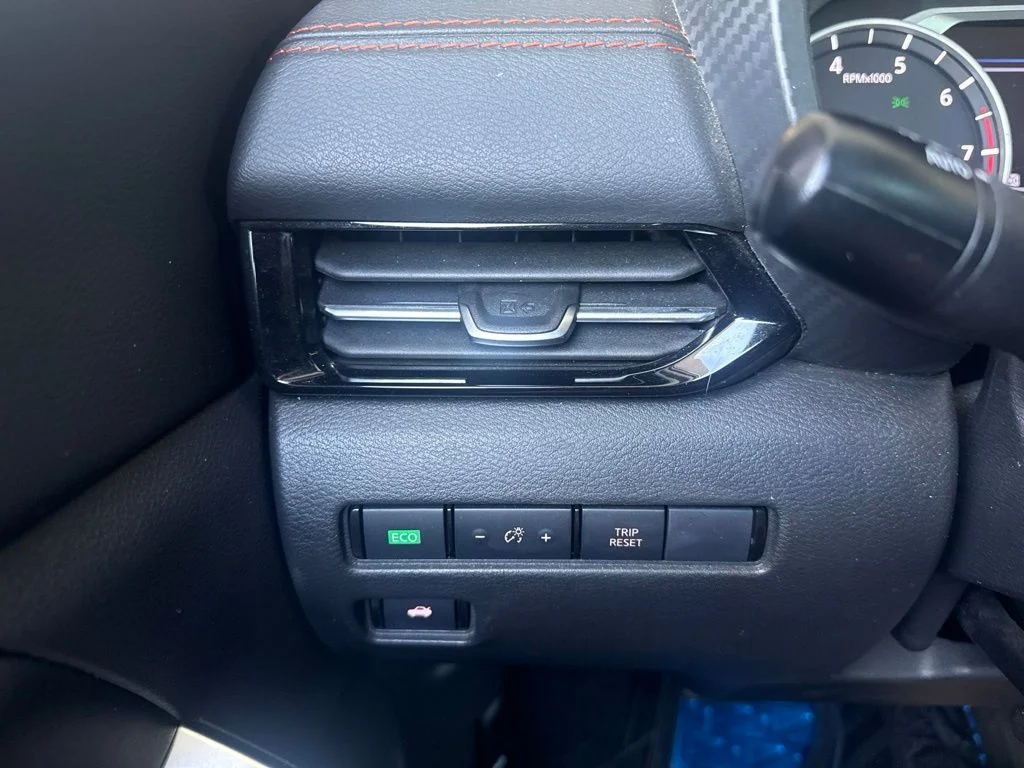 Used 2024 Blue Nissan SR image 11