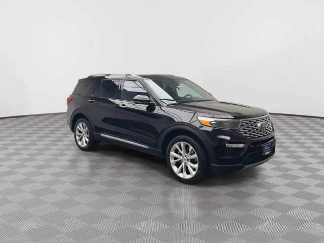 Used 2023 Black Ford Platinum image 40