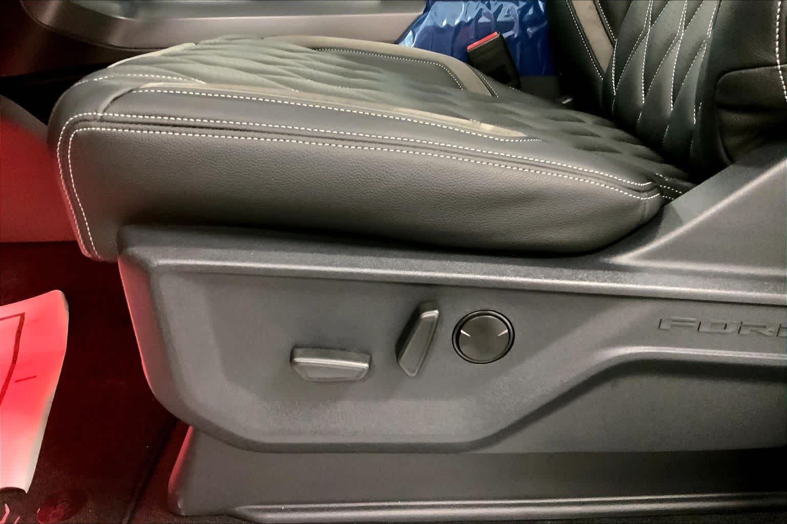New 2026 Avalanche Ford XLT image 19