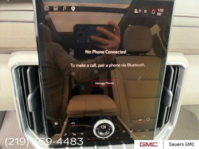 2024 GMC Acadia Denali - Photo 22