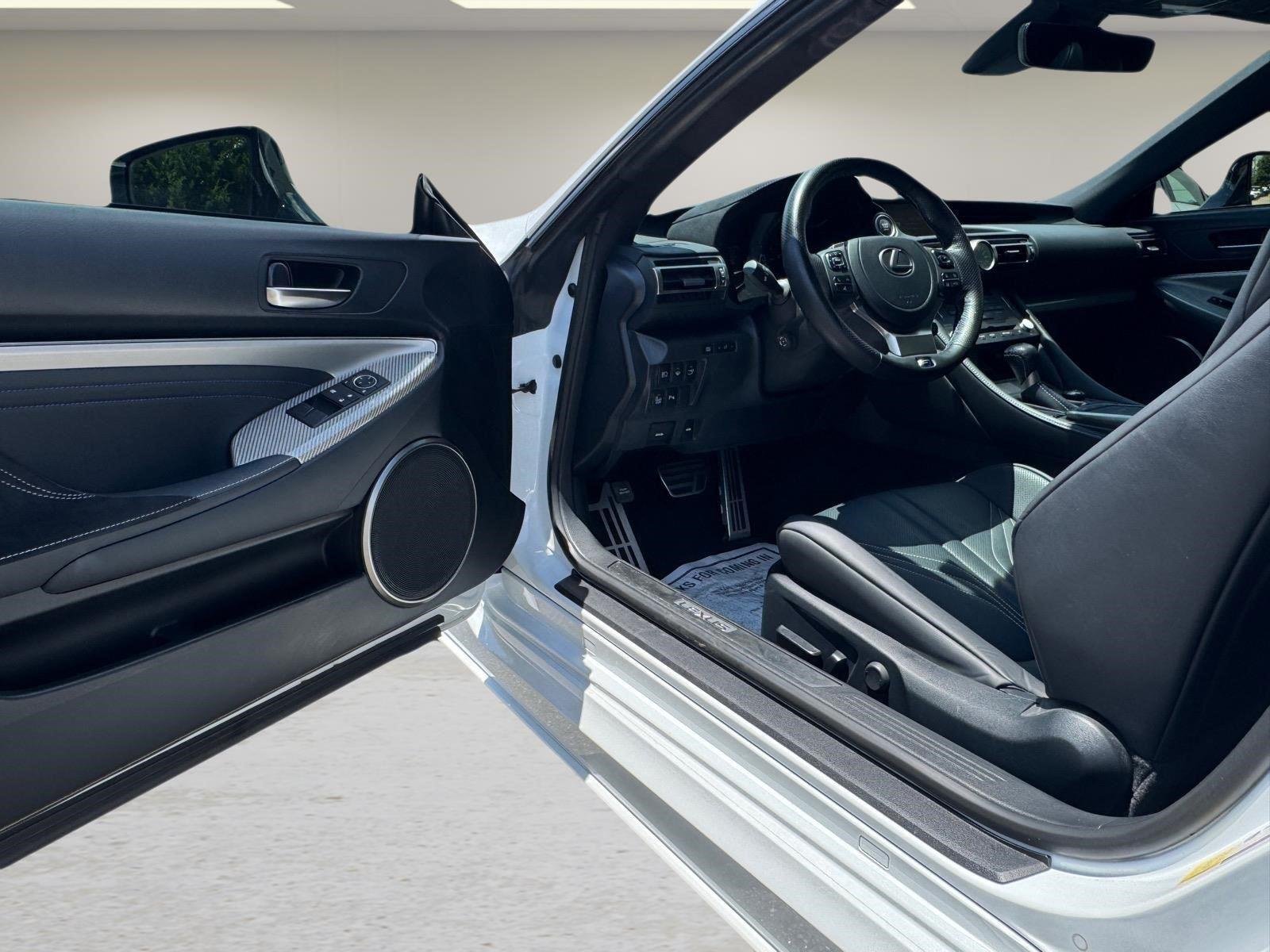 Used 2022 Ultra White Lexus PREMIUM image 17
